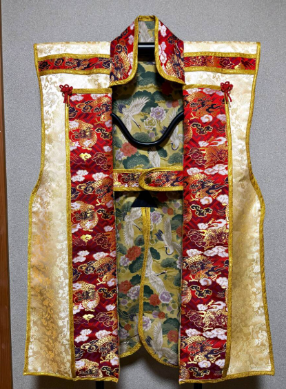 Gold Beige & Red Jinbaori front